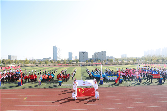 安徽新东方学子在合肥高教基地田径运动会展露风采