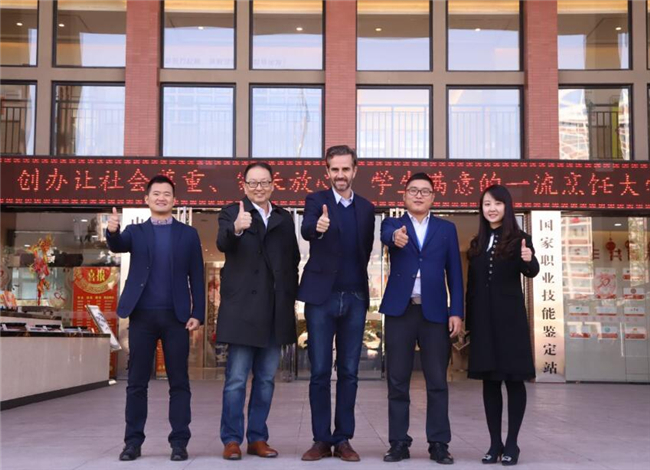 又一所美国大学前来安徽新东方参观学习!